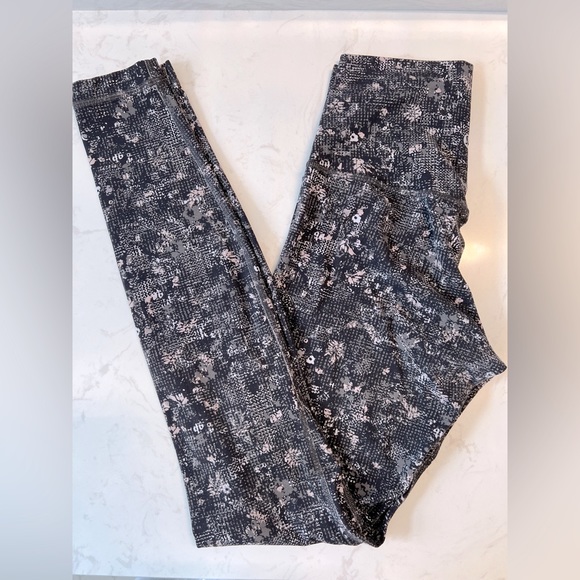 Lululemon Align High Rise 25” - Picture 1 of 6